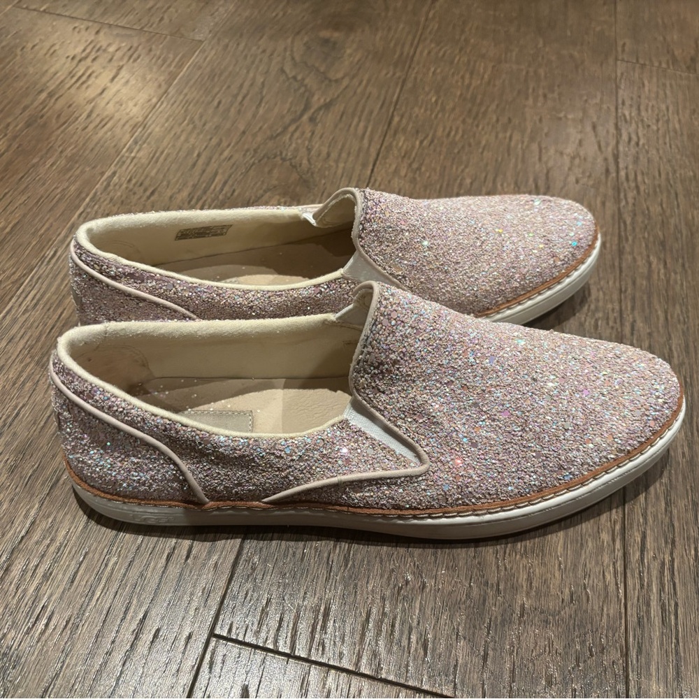 UGG ADLEY POWDER CHUNKY GLITTER LEATHER SLIP-ON SNEAKERS, US 10